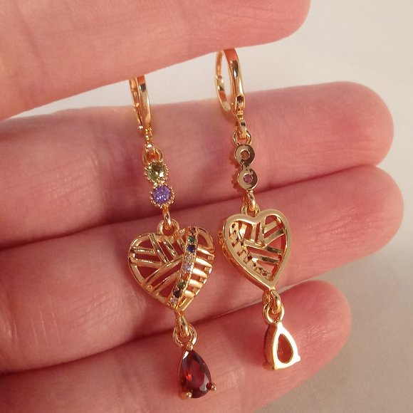 18K Yellow Gold Filled Garnet Red Diamond Zircon Carved Heart Dangle Earrings - Picture 4 of 4